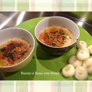 Zuppa di cipolle cremosa