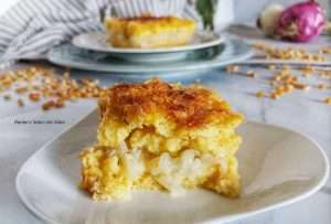 Tortino di polenta con cipolle