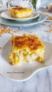 Tortino di polenta con cipolle