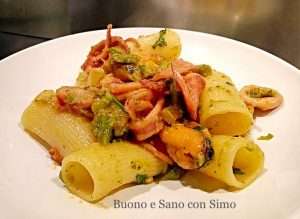 Pasta con sugo di totani cozze e broccoli
